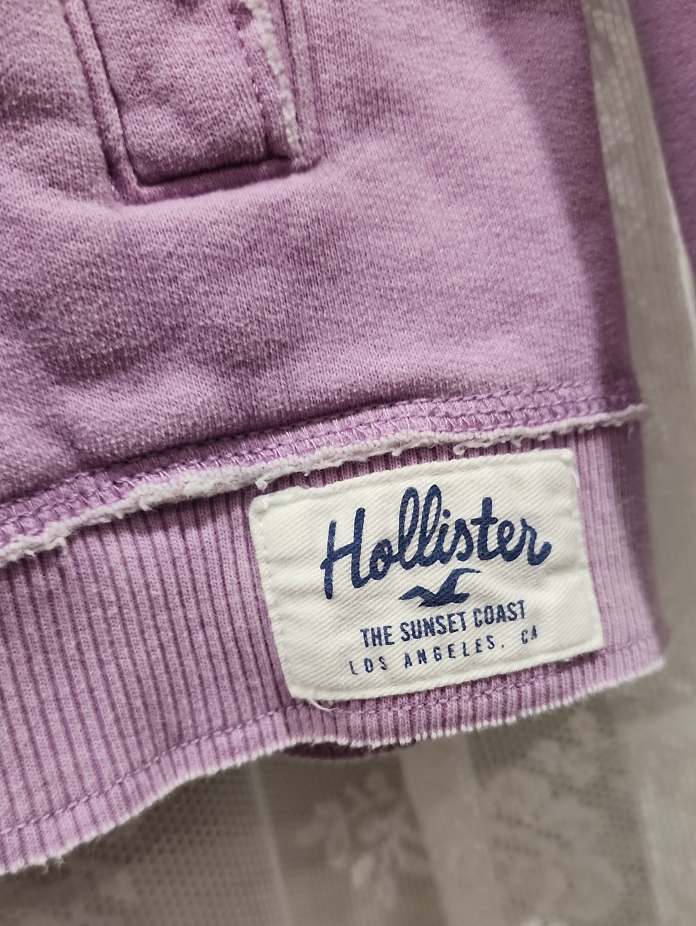 HOLLISTER SWEATSHIRT - Picture 5 of 9